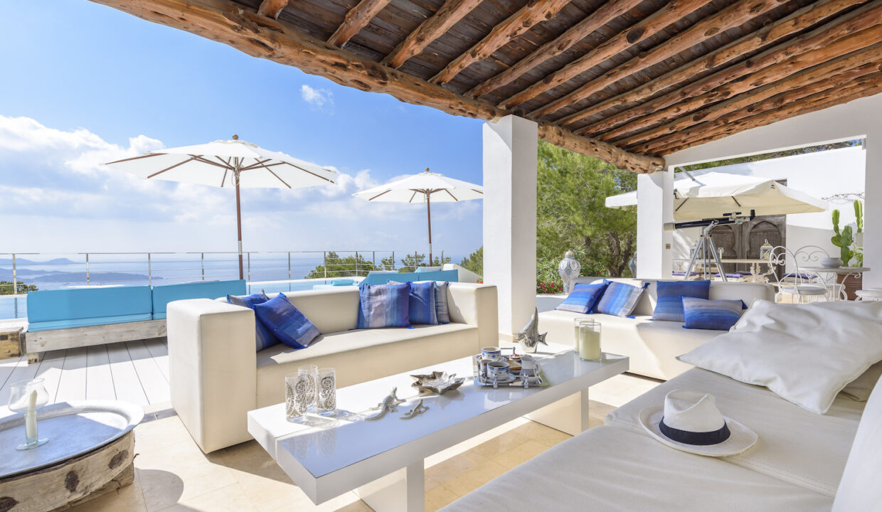 Stunning Villa in Es Cubells