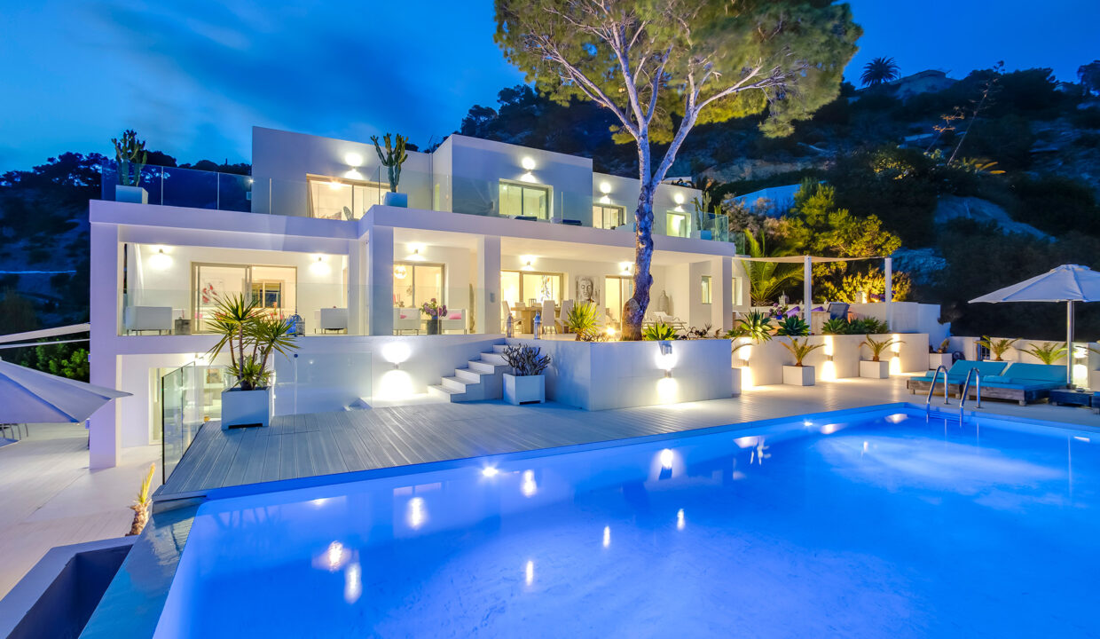 Luxury villa with incredible seaview