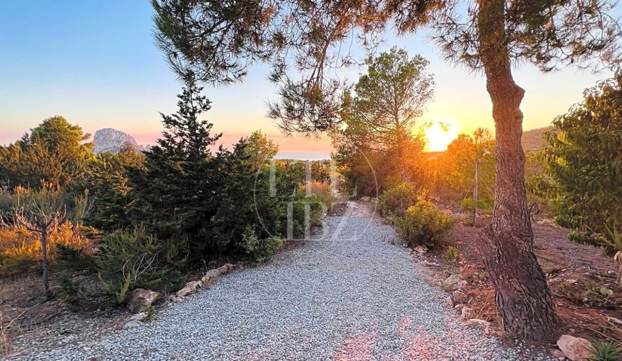 villa with stunning view over es vedra