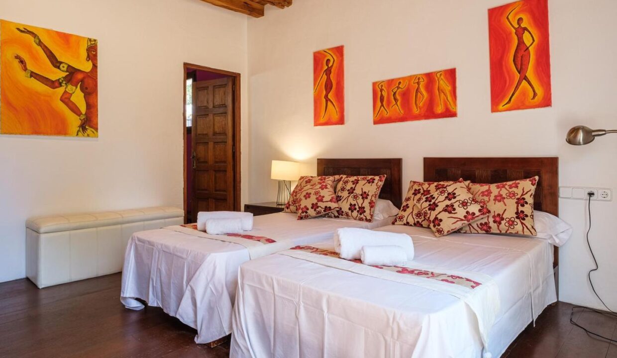 Beautiful 500 years-old finca for rent