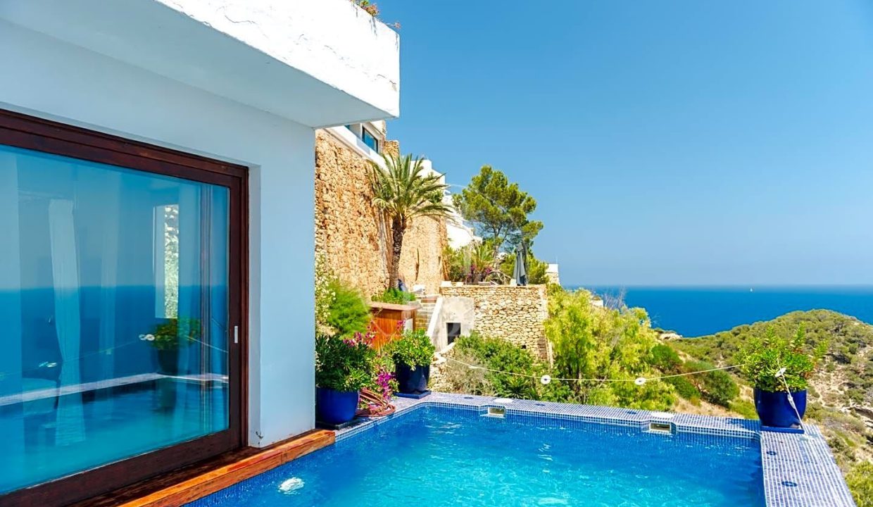 Bright Villa In Roca LLisa