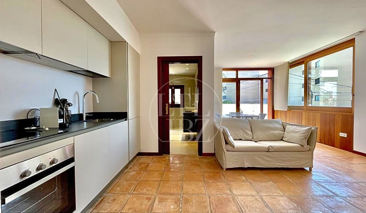 Seasonal Apartment in Illa Plana