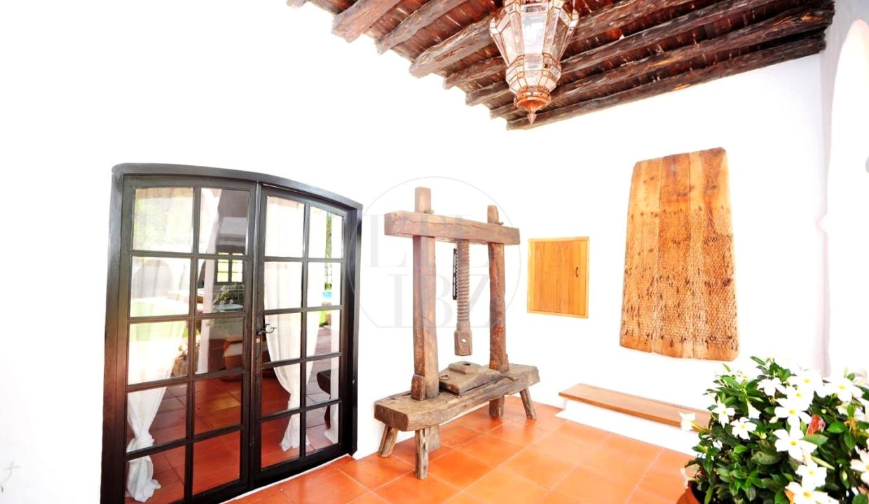 Stylish Finca for Annual Rent